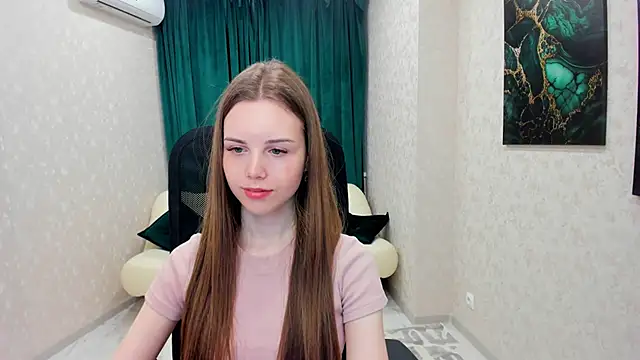 MileyWings online show from 03.20.25