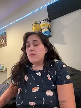 ThicBunz online show from 09.15.25