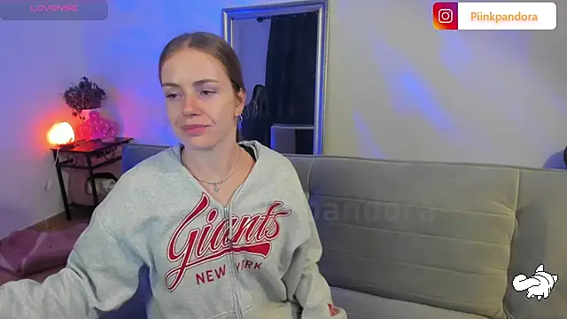 Piinkpandora online show from 01.14.25