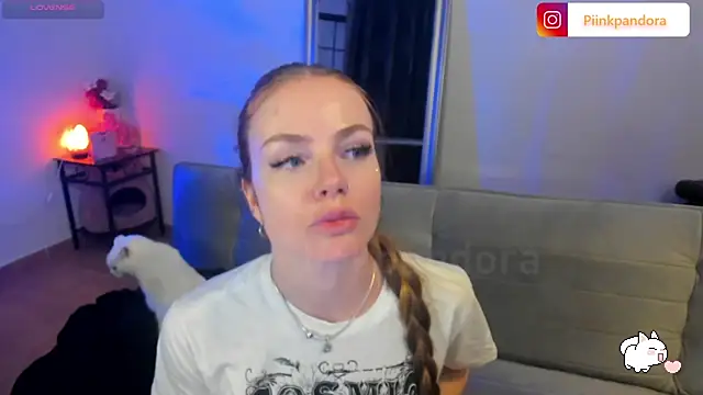 Piinkpandora online show from 02.17.25