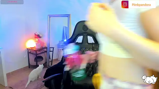 Piinkpandora online show from 02.27.25