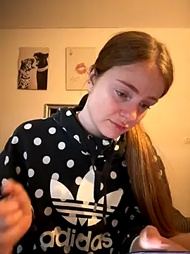 Piinkpandora online show from 11.10.25