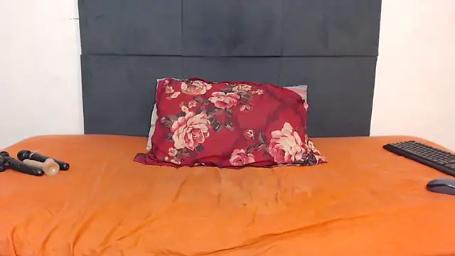 CANDY-X-LOVE-xx online show from 02.19.25