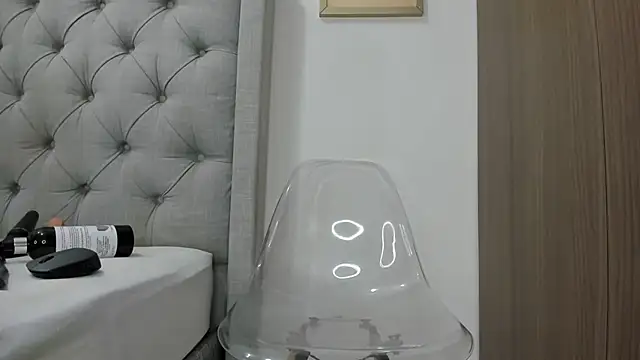 Snapshot of Carolina_love19 chatting on 12.23.24 Carolina love19 online show from 12.23.24