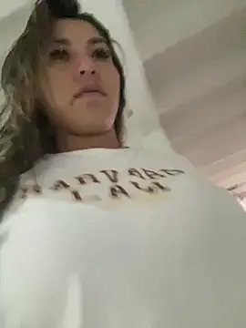 Snapshot of Khalyk_G chatting on 02.11.25 Khalyk G online show from 02.11.25