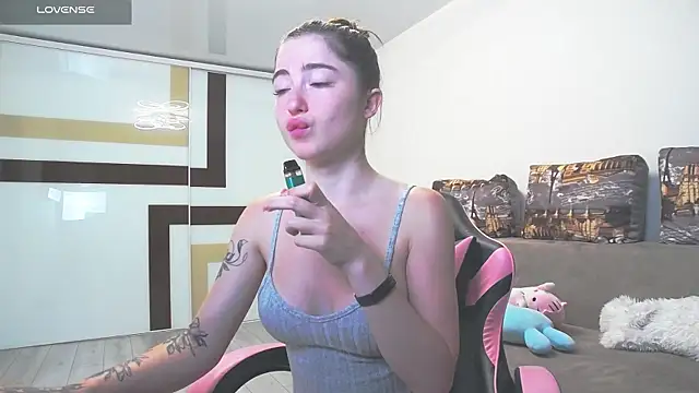 Luxuryalma online show from 06.29.26
