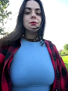 Alicia Hot1 online show from 10.24.25