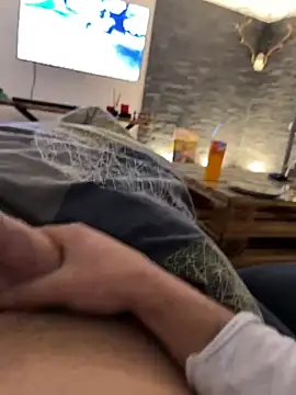 Snapshot of Bick_dick1997 chatting on 01.01.25 Bick dick1997 online show from 01.01.25