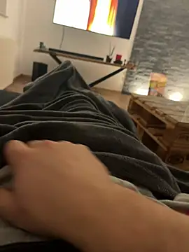 Snapshot of Bick_dick1997 chatting on 02.20.25 Bick dick1997 online show from 02.20.25