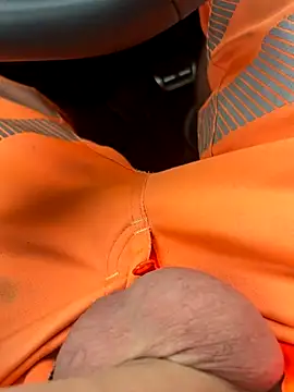 Snapshot of Bick_dick1997 chatting on 09.22.25 Bick dick1997 online show from 09.22.25