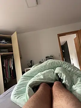 Snapshot of Bick_dick1997 chatting on 10.19.25 Bick dick1997 online show from 10.19.25