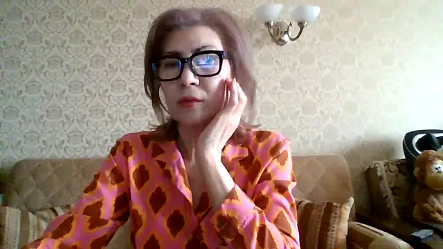 Elegant00Lady online show from 03.11.26