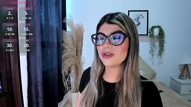 Abigail 29 online show from 11.15.25