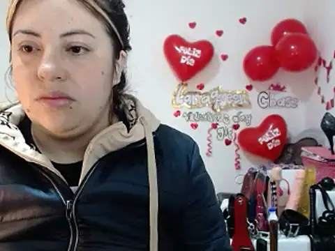 lanaqueen699 online show from 02.18.25