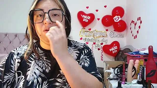 lanaqueen699 online show from 02.24.25