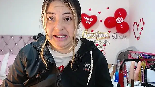 lanaqueen699 online show from 02.26.25