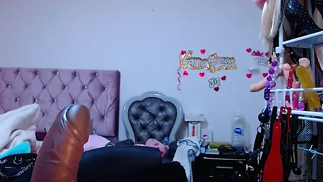 lanaqueen699 online show from 03.26.26