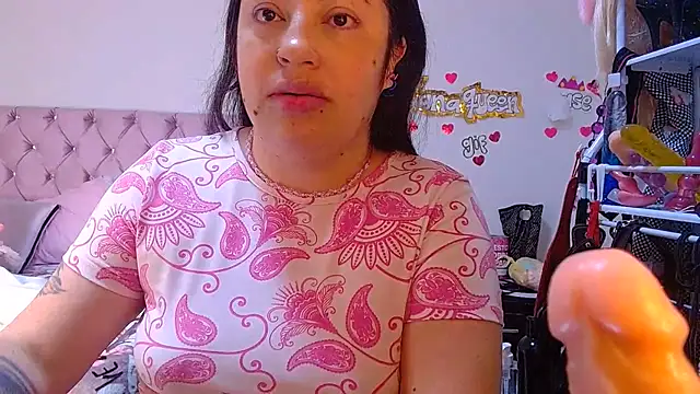 Snapshot of lanaqueen699 chatting on 06.23.26 lanaqueen699 online show from 06.23.26