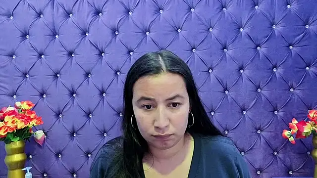 Snapshot of NaomyPrinces chatting on 10.23.25 NaomyPrinces online show from 10.23.25