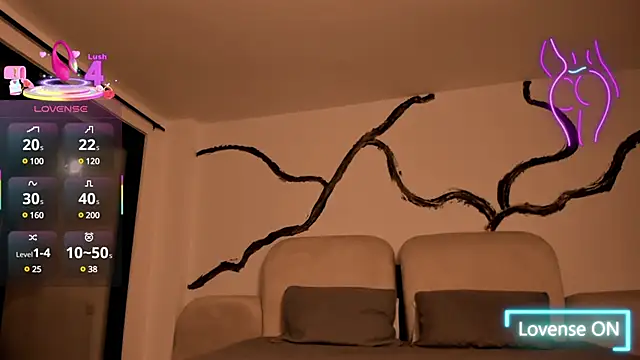 Melany Luv online show from 02.13.25