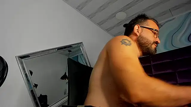 SbasTone Muscle online show from 02.13.25