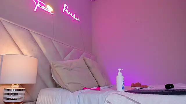  angela x online show from 02.27.25