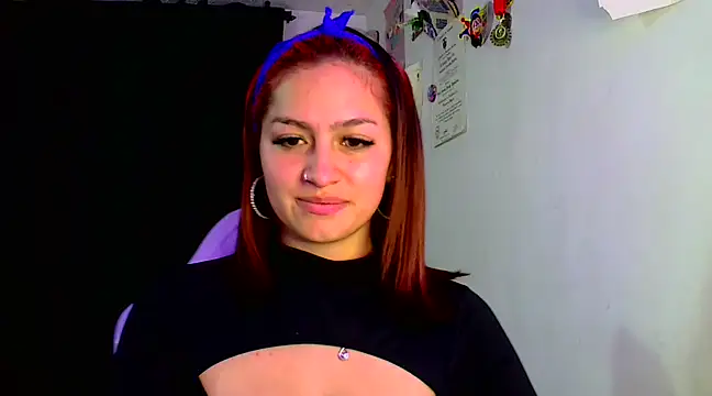 lucycherry   online show from 02.05.25