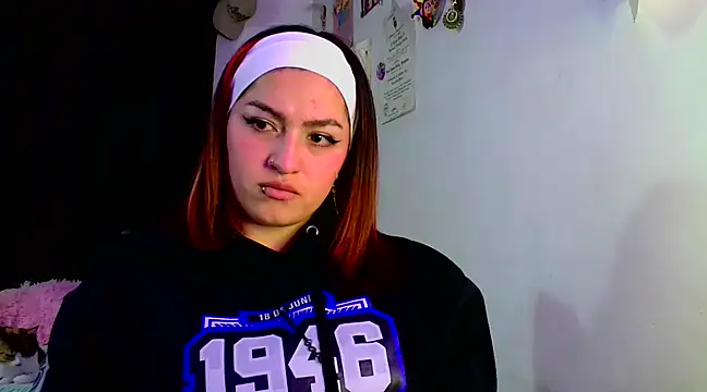 lucycherry   online show from 03.06.25