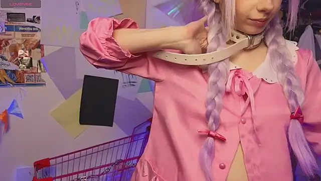 Moon Lollie  online show from 10.21.25