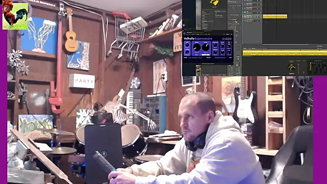 Snapshot of itsjameswebbscope chatting on 11.11.25 itsjameswebbscope online show from 11.11.25