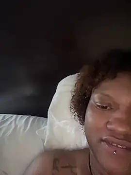 PrettyGal Tingz online show from 02.01.25