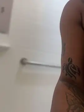 PrettyGal Tingz online show from 02.04.25