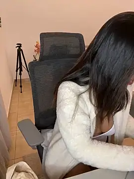 NaughtyMe online show from 12.06.24