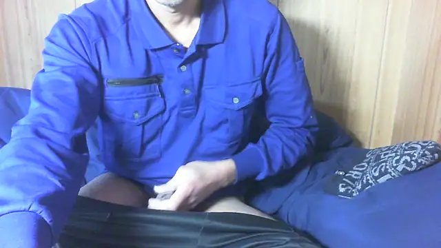 Snapshot of egagana chatting on 02.01.25 egagana online show from 02.01.25