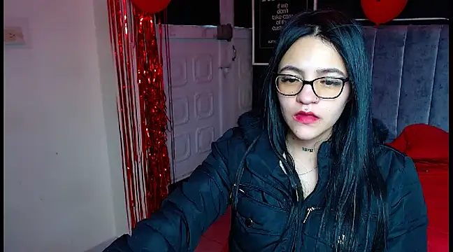 Violettasquirt online show from 02.25.25