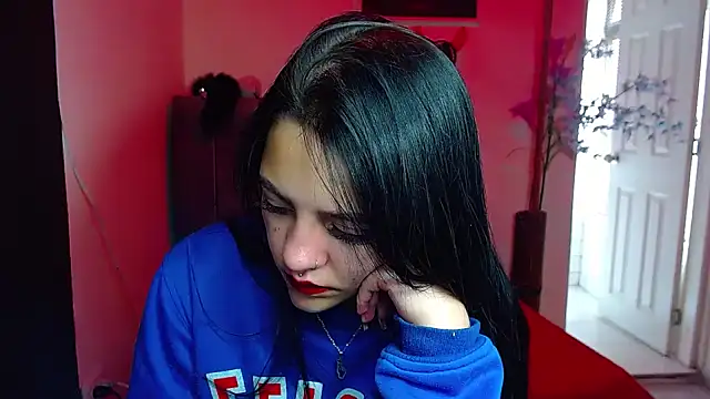 Violettasquirt online show from 09.08.25