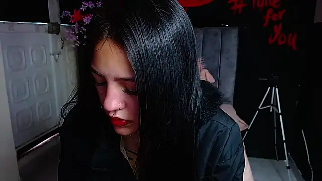 Violettasquirt online show from 03.06.26