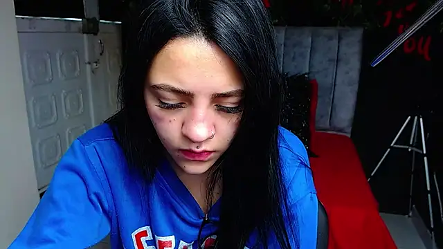 Violettasquirt online show from 05.13.26