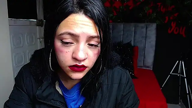 Violettasquirt online show from 05.14.26