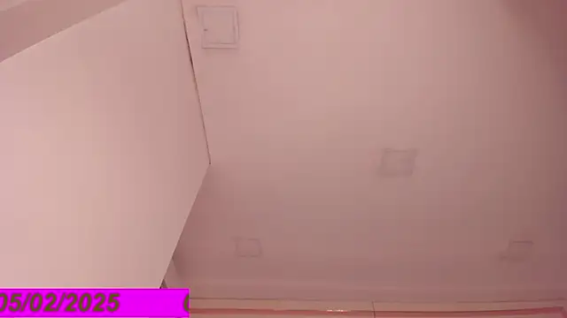 Isabel Escorcia online show from 02.05.25