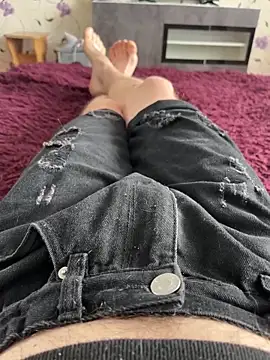 Snapshot of red_red00 chatting on 02.25.26 red red00 online show from 02.25.26