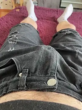 Snapshot of red_red00 chatting on 02.26.26 red red00 online show from 02.26.26