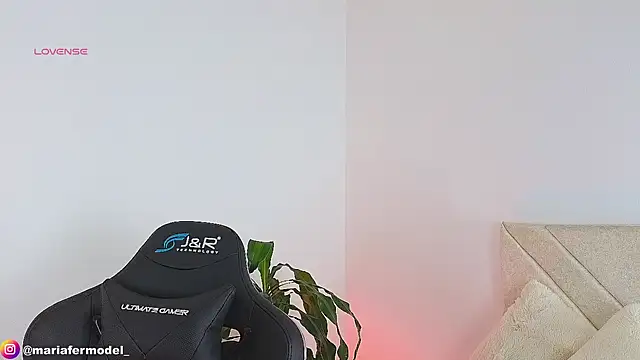 Mariafer05 online show from 01.01.25