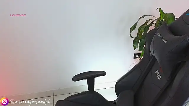 Mariafer05 online show from 03.06.25