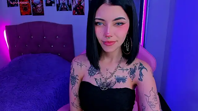 adri tom44 online show from 03.05.25