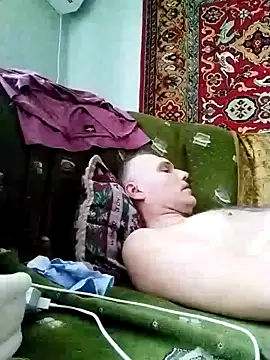 Pineapple04 online show from 01.31.25