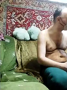 Pineapple04 online show from 02.21.25