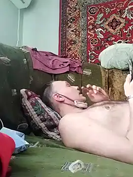 Pineapple04 online show from 02.27.25