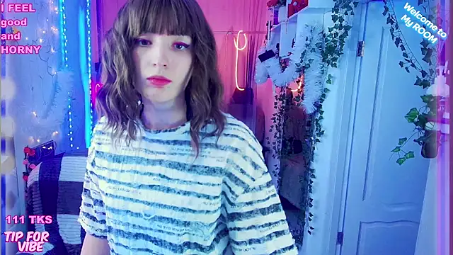 Toxic Ellies online show from 12.21.24