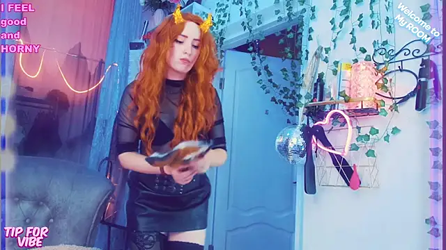 Toxic Ellies online show from 12.29.24